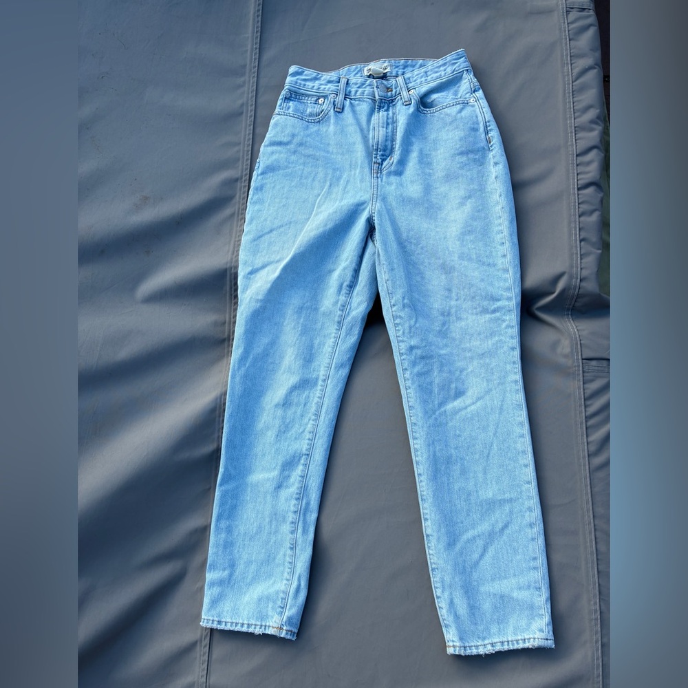 Madewell Jeans Size 26 The Curvy Perfect Vintage Jean in Light Wash Style MC594